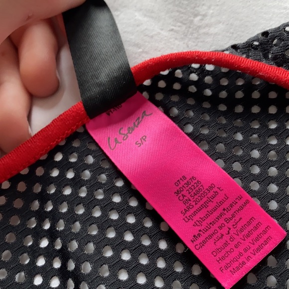 Mesh party top - Picture 2 of 2